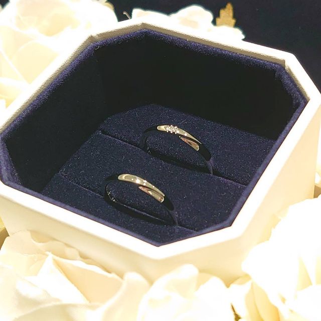 【4℃ BRIDAL(ヨンドシーブライダル)の口コミ】 以前に試着した時にも書いたかもしれませんが、ひねりのデザインと、ワン…