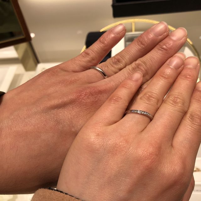 【4℃ BRIDAL(ヨンドシーブライダル)の口コミ】 お手軽な価格ですが、デザインは可愛く4℃というブランド力も間違いないの…