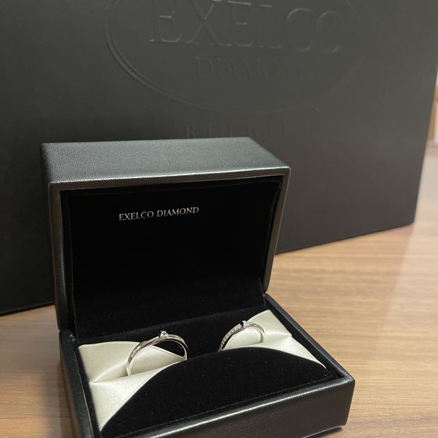 【エクセルコダイヤモンド(EXELCO DIAMOND)の口コミ】 特徴的なデザインに惹かれて決めました！
ネット上で見たものより実物のが…