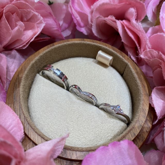 【COLANY(コラニー)の口コミ】 主人がプロポーズの際にコラニーの婚約指輪をプレゼントしてくれたことか…