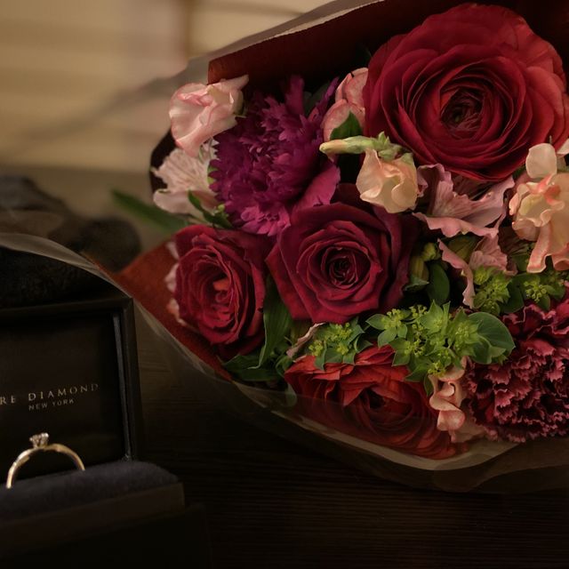 【ラザール ダイヤモンド(LAZARE DIAMOND)の口コミ】 デザイン、ダイヤモンドも全て決まっているものではなく、リングのタイプ…