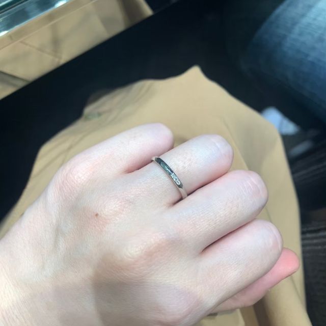 【ラザール ダイヤモンド(LAZARE DIAMOND)の口コミ】 シンプルなものや大人っぽいものがよく探しており、何種類か試着させても…