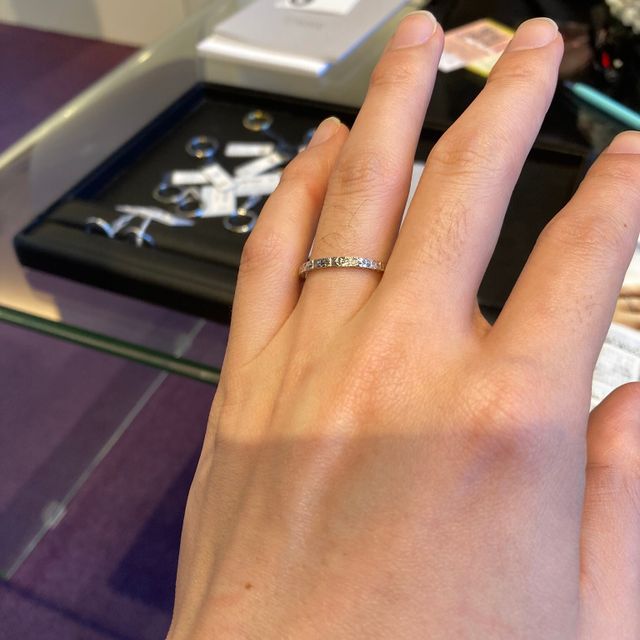 【AbHeri(アベリ)の口コミ】 男性でもキラキラしていたい。という人におすすめです。彫刻で全面掘って…