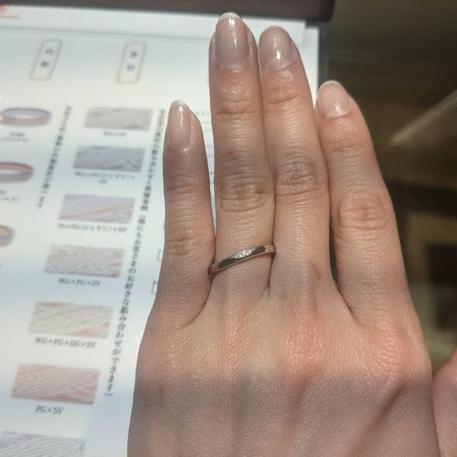 【杢目金屋(もくめがねや)の口コミ】 いろいろなデザインの中から自分たちの好みを選べるのでたくさん迷いまし…