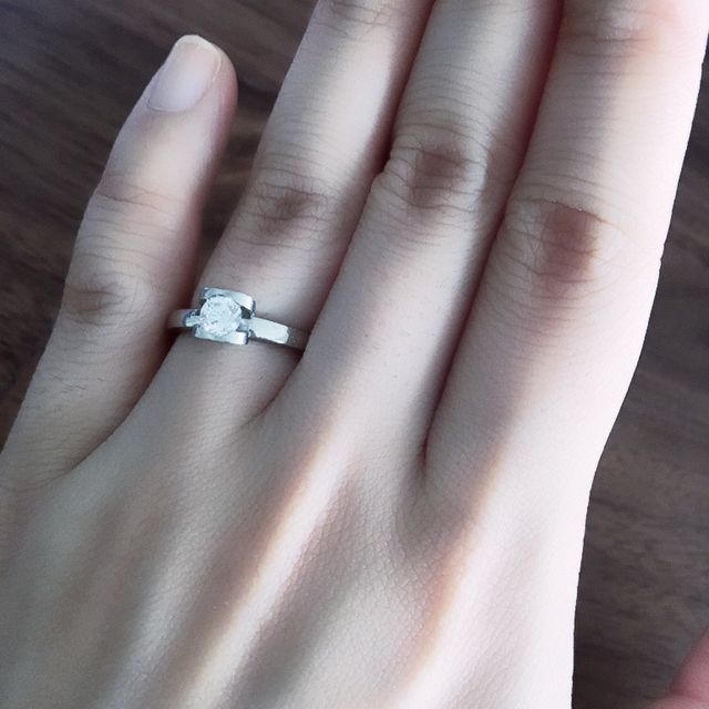 【ショパール(Chopard)の口コミ】 ハートの台座のデザインが可愛い！
他の指輪のデザインにはない、"ど…