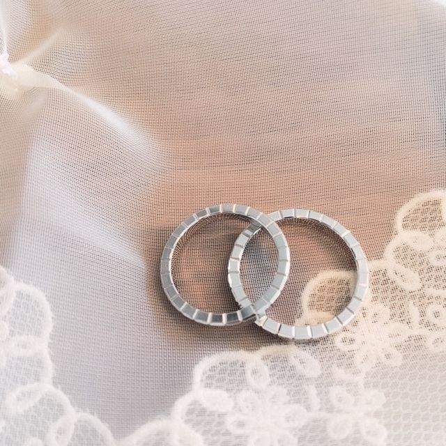 【ショパール(Chopard)の口コミ】 他にはない独創的なデザインに惹かれました。
人とはちょっと違うデザイン…