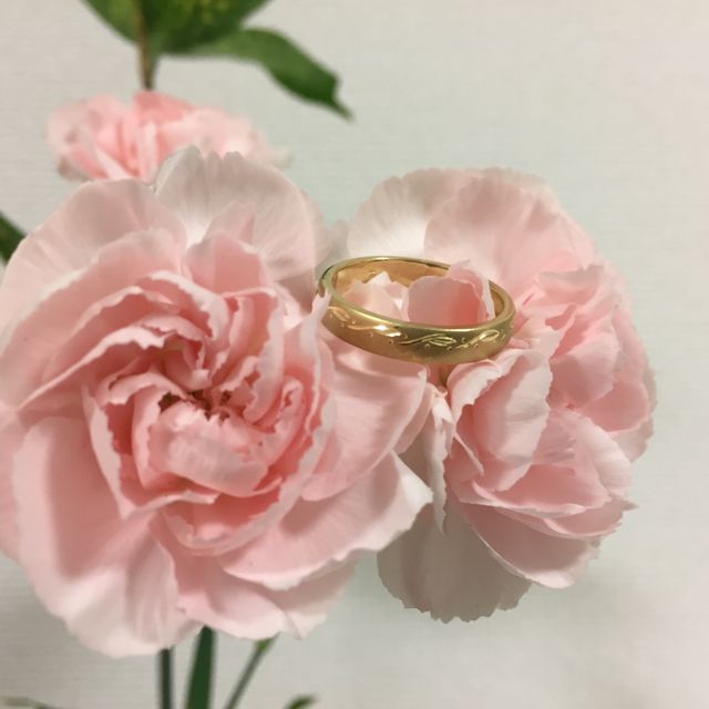 【宝寿堂(ほうじゅどう)の口コミ】 マリッジはシルバーと決めていたのですが、最後までダイヤメインか堀メイ…