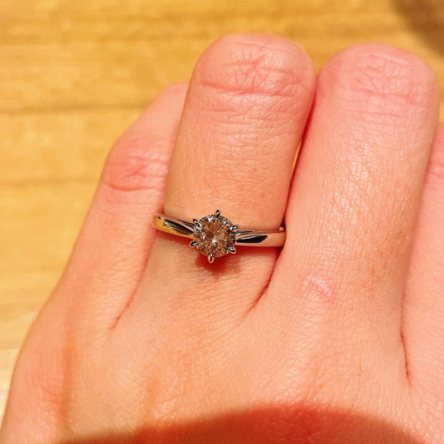 【ケイウノ ブライダル(K.UNO BRIDAL)の口コミ】 理想のデザインがあり、デザイナーさんに伝えながら、１からフルオーダー…