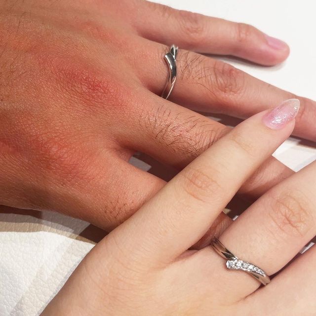 【アイプリモ(I-PRIMO)の口コミ】 2人ともこのデザインが気になって見に行き、実際見ても良かったからです。…