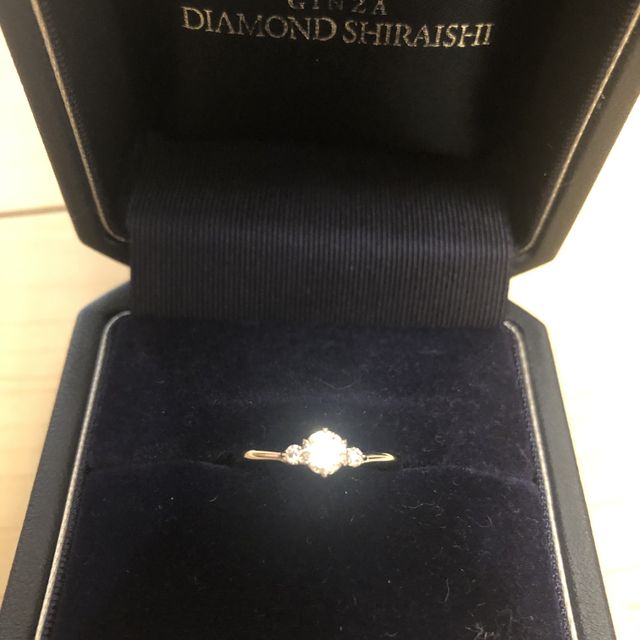 【銀座ダイヤモンドシライシの口コミ】 手が小さく指が細いためなかなか似合う指輪と出会えませんでしたが、こち…