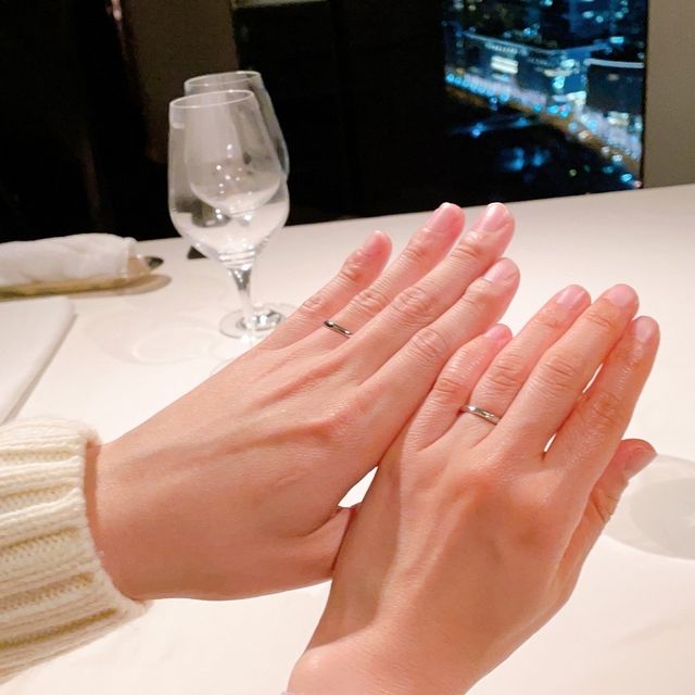 【銀座ダイヤモンドシライシの口コミ】 毎日仕事にも付けて行く指輪なのであまり派手すぎず、さりげないダイヤモ…