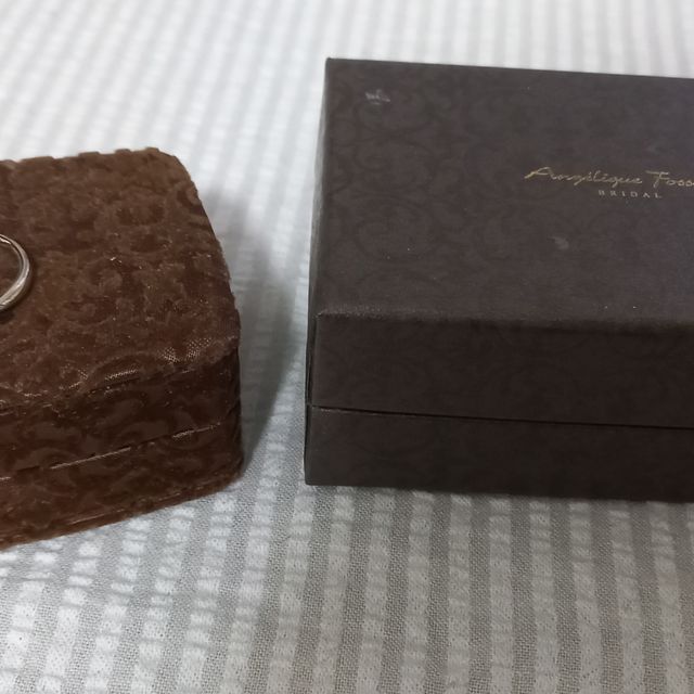 【アンジェリックフォセッテ(Angelique Fossette)の口コミ】 シンプルなデザインで付けやすい指輪を探していました。アンジェリックフ…