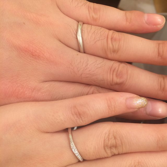 【Mariage ent(マリアージュエント)の口コミ】 ウェーブデザインを探している中で、婚約指輪（マリアージュのトゥジュー…