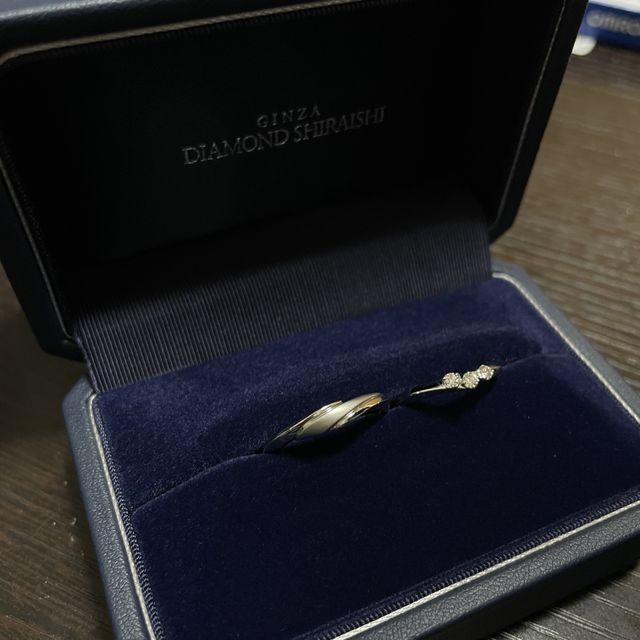 【銀座ダイヤモンドシライシの口コミ】 旦那と違うシリーズの指輪を選びました。これから長く付けるので、お互い…