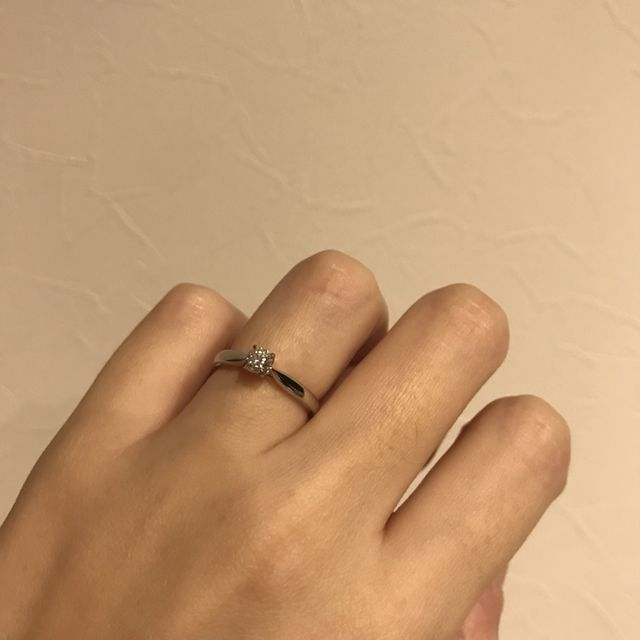 【エクセルコダイヤモンド(EXELCO DIAMOND)の口コミ】 ダイヤモンドを頂いてからお店に伺い、リングを決めました。可愛らしい雰…