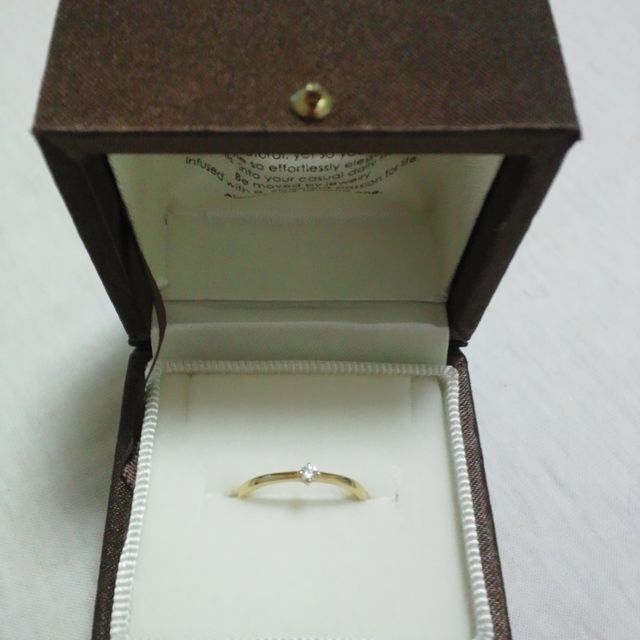 【ete(エテ)の口コミ】 eteが一番好きなブランドだったので、よく店頭に行って見ていました。
他…