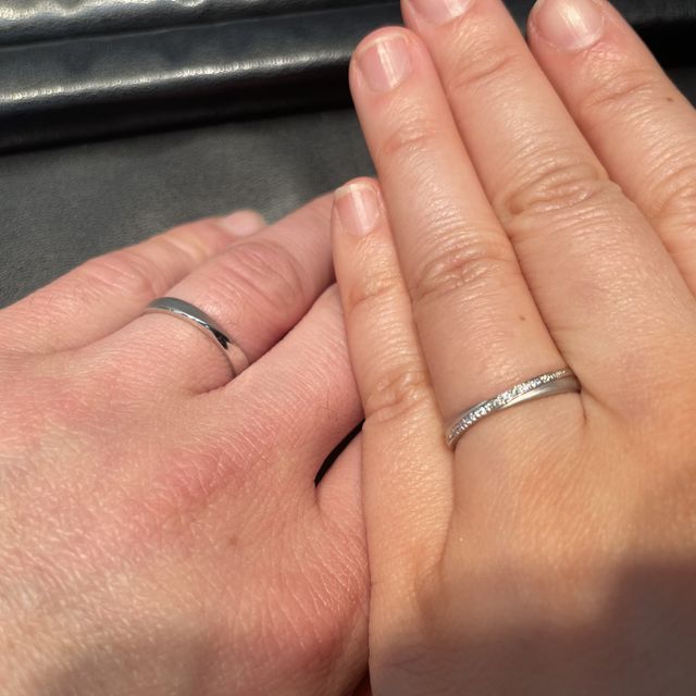 【日本ダイヤモンド貿易の口コミ】 お手頃な価格で2人ともが気にいるデザインの結婚指輪を探していたら、ちょ…