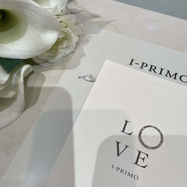【アイプリモ(I-PRIMO)の口コミ】 シンプルなデザインでダイヤ付きの指輪を探していたので、さりげないダイ…