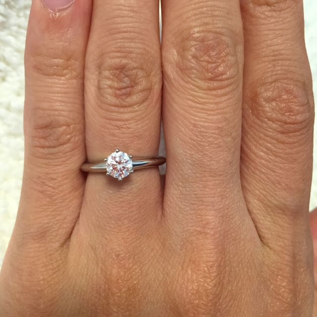 【ティファニー(Tiffany & Co.)の口コミ】 昔からの憧れで、ティファニーしか見ておらず、その中でもティファニーセ…