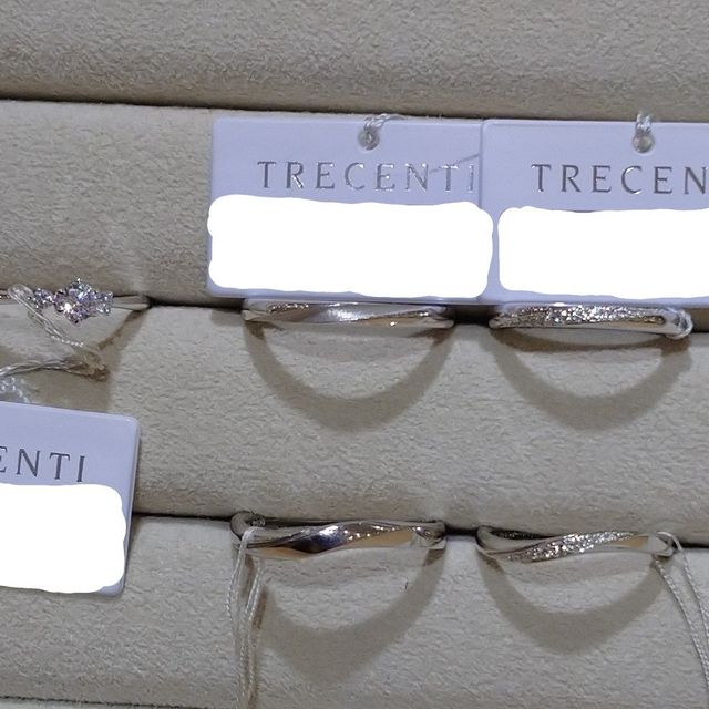 【TRECENTI(トレセンテ)の口コミ】 着けていることを忘れるくらい、つけ心地が最高によかったです。上品なデ…