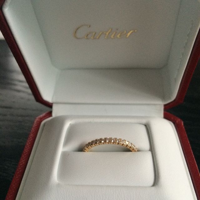 【カルティエ(Cartier)の口コミ】 一つダイヤは服に引っ掛けたり、どこかにぶつけて傷つけてしまうかもとい…