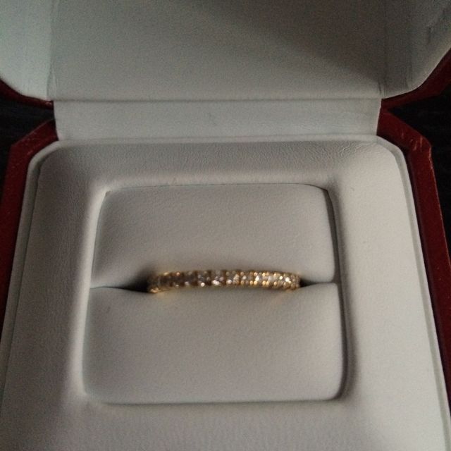 【カルティエ(Cartier)の口コミ】 一つダイヤは服に引っ掛けたり、どこかにぶつけて傷つけてしまうかもとい…