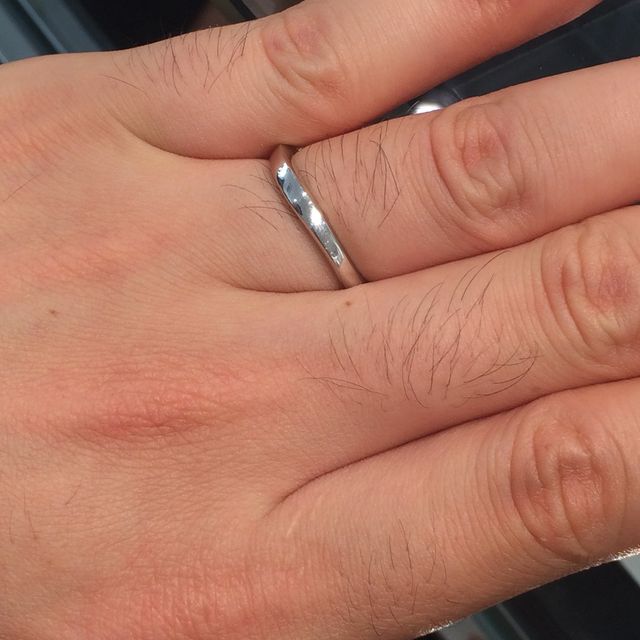 【ラザール ダイヤモンド(LAZARE DIAMOND)の口コミ】 ラザールダイヤモンドはダイヤの輝きが、素敵でした。婚約指輪をウェーブ…