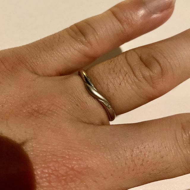 【ケイウノ ブライダル(K.UNO BRIDAL)の口コミ】 指輪のデザインだけでなく、刻印のデザインまで全てデザイナーさんがヒヤ…