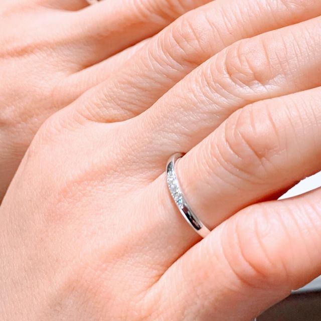 【TRECENTI(トレセンテ)の口コミ】 デザインがシンプルなのに可愛く、上品なところが気に入りました。
つけ心…