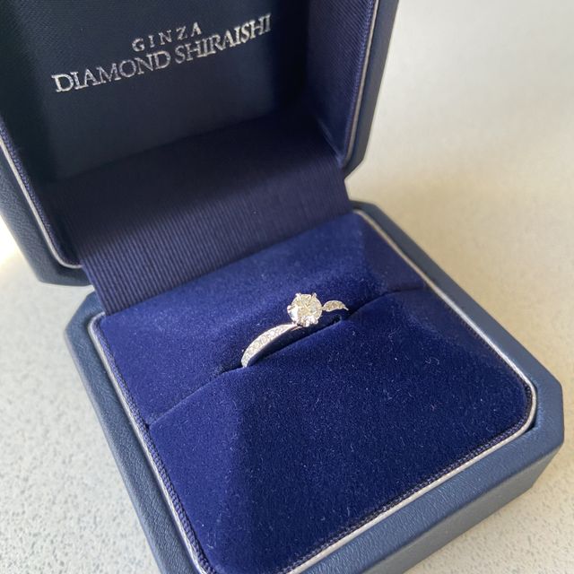 【銀座ダイヤモンドシライシの口コミ】 以前彼女とお店に立ち寄った際に欲しがっていたものをメモしておいて購入…