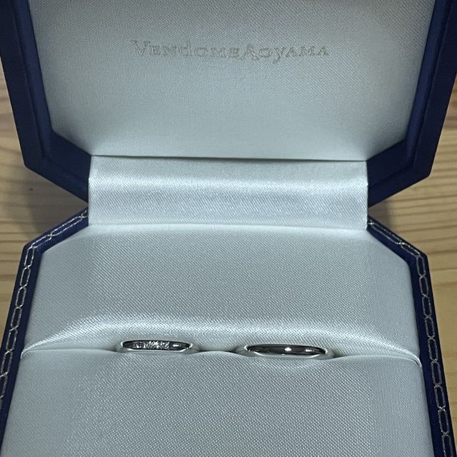 【ヴァンドーム青山(VENDOME AOYAMA)の口コミ】 デザインはかわいらしくシンプルでとても素敵でした。
また、つけ心地も非…