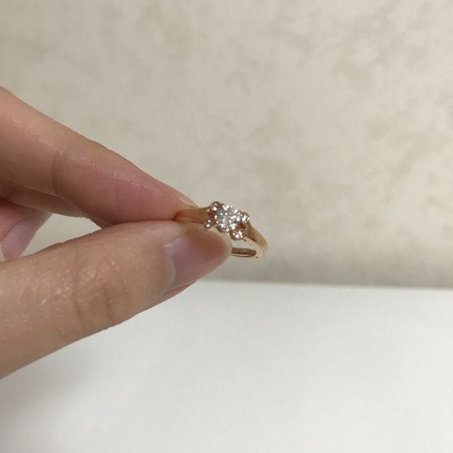 【カルティエ(Cartier)の口コミ】 ブランドイメージとデザインに惹かれて決断しました。どんな結婚指輪にも…