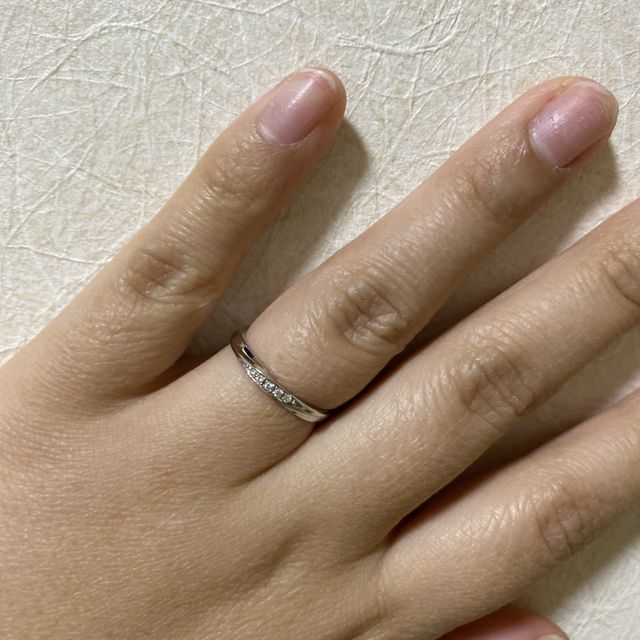 【4℃ BRIDAL(ヨンドシーブライダル)の口コミ】 あまりお金をかけれなかったので予算内におさまる何かいいものはないかと…