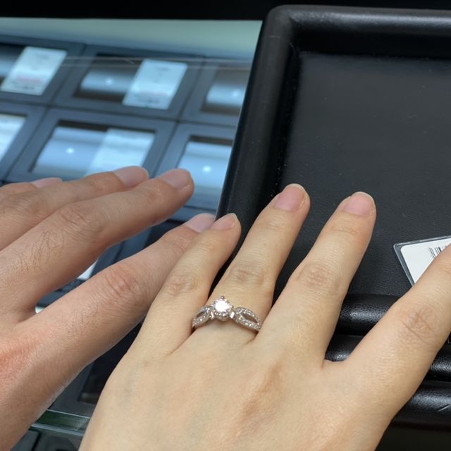 【LEHAIM(レハイム)の口コミ】 サイドが永遠、インフィニティの形をしていて他にこのデザインがなく非常…