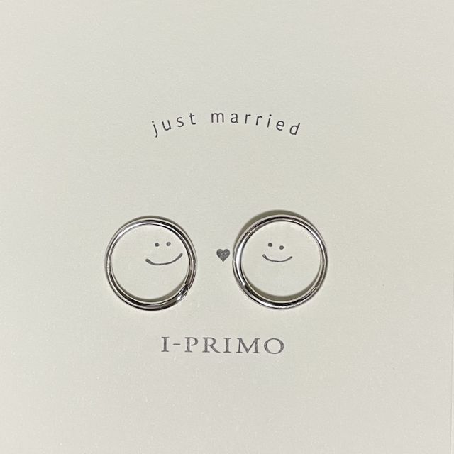 【アイプリモ(I-PRIMO)の口コミ】 指輪単体で見た時はあまり目につかなかったが、着用した時の写真を見て一…
