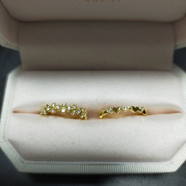 【AHKAH(アーカー)の口コミ】 人と違う指輪が欲しかったことです。見て気分が上がることも。もちろん高…