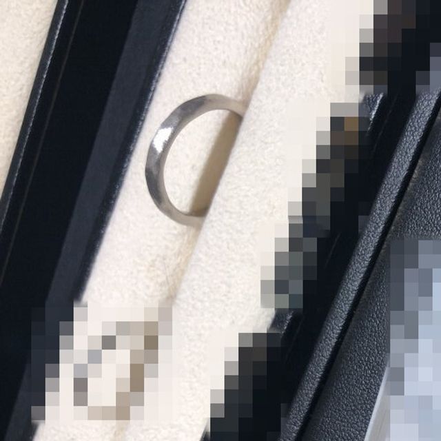 【SIENAROSE(シエナロゼ)の口コミ】 表面加工が独特であり質感が非常に好みであるのが決め手になりました。素…