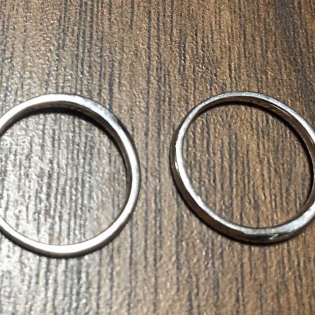 【銀座ダイヤモンドシライシの口コミ】 毎日つけるのでとにかくつけ心地第一で探しました。デザインは仕事や家事…