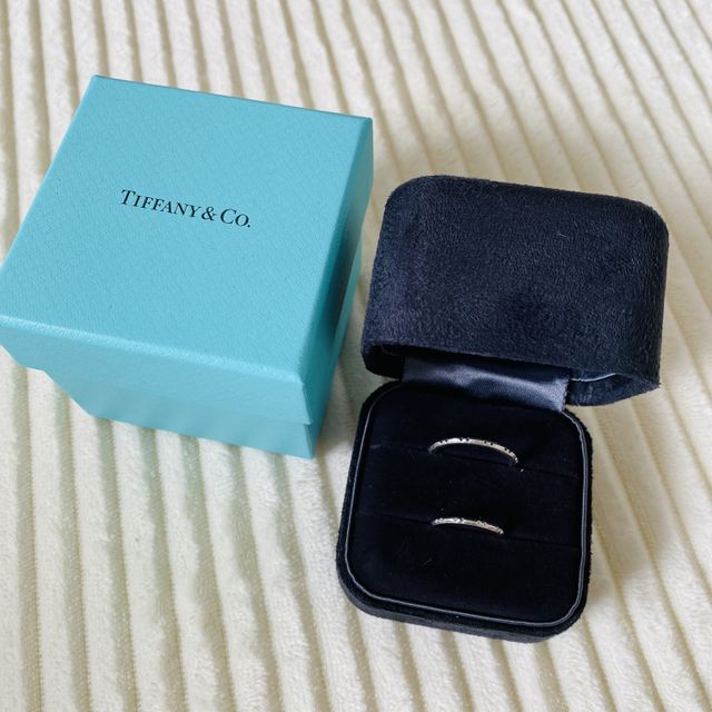【ティファニー(Tiffany & Co.)の口コミ】 一番の決め手となったのは、ストーンなどが一切付いていないが、デザイン…