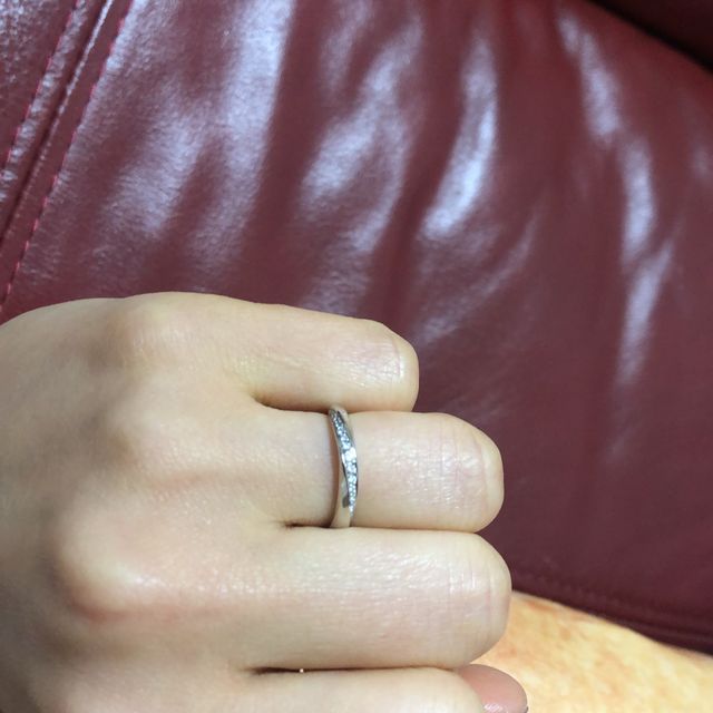 【4℃ BRIDAL(ヨンドシーブライダル)の口コミ】 着け心地が他社に比べて圧倒的に良かったので4℃に決めました！私の手はあ…