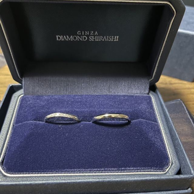 【銀座ダイヤモンドシライシの口コミ】 指輪のデザインはシンプルなものにこだわりました。
サイズ感もよくとても…