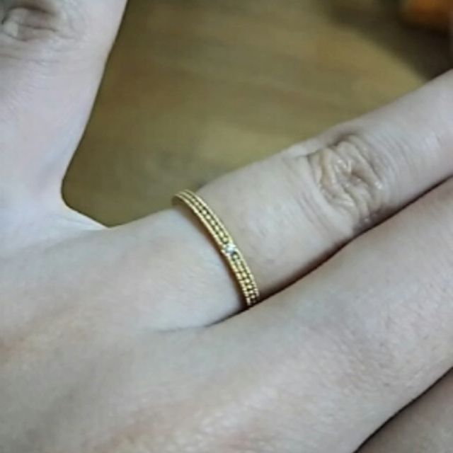 【CHER LUV(シェールラブ)の口コミ】 いかにも結婚指輪っぽいデザインよりも、
カジュアルな指輪がいいというの…