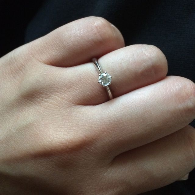 【エクセルコダイヤモンド(EXELCO DIAMOND)の口コミ】 友人が付けていたエクセルコダイヤモンドの婚約指輪を見て素敵だなと思い…