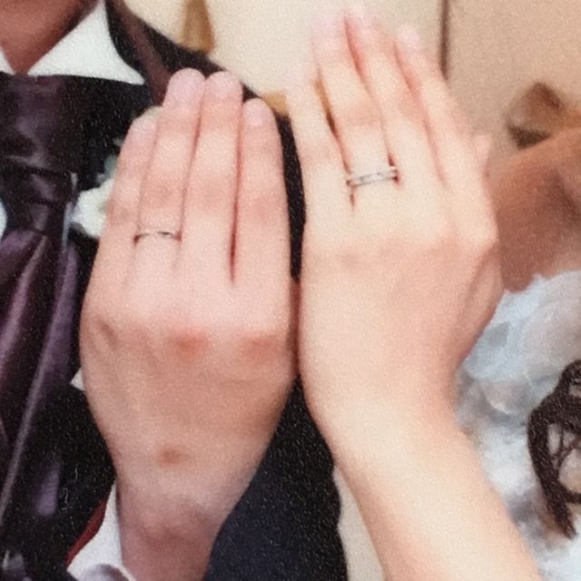 【4℃ BRIDAL(ヨンドシーブライダル)の口コミ】 結婚指輪はとにかくシンプルで、あまり主張しないものにしよう！と思って…
