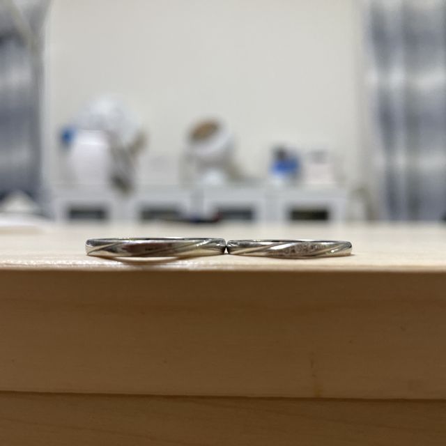 【アイプリモ(I-PRIMO)の口コミ】 あまり分厚くなく、シンプルだったから。はめた際に指に違和感があるのが…