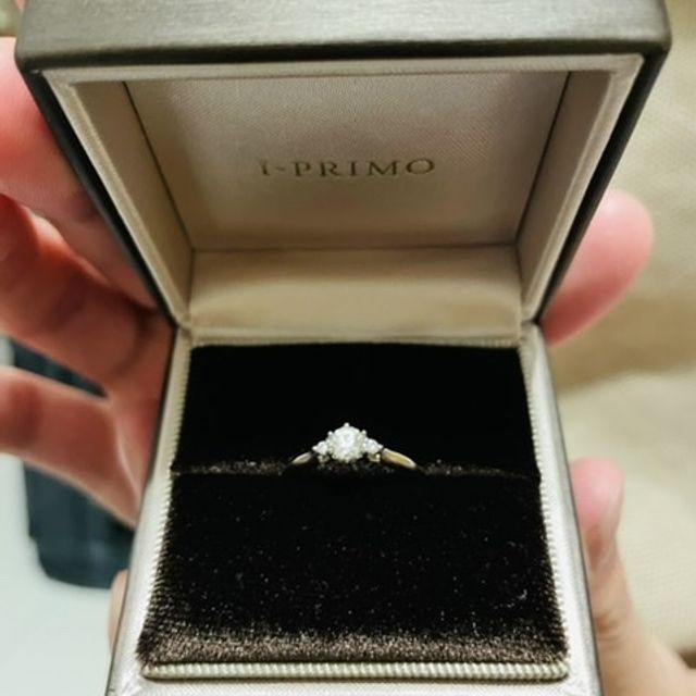 【アイプリモ(I-PRIMO)の口コミ】 結婚指輪を先に決めて、そのデザインに重ね付けしても可愛いデザインだっ…