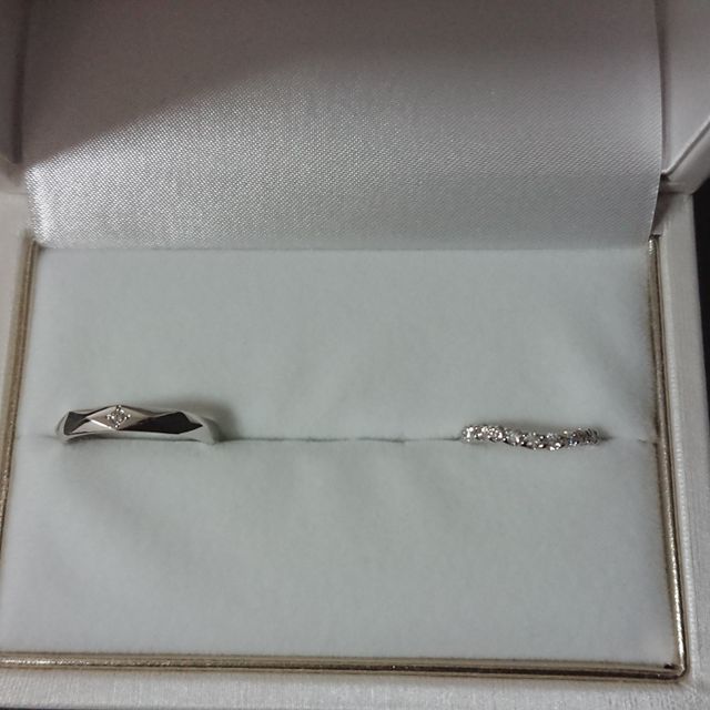 【宝寿堂(ほうじゅどう)の口コミ】 10店舗以上のお店を回って、本当に欲しいと思えるデザインを探しました。…