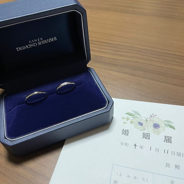 【銀座ダイヤモンドシライシの口コミ】 最初にたくさんデザインのついている指輪をイメージしていましたが、自分…