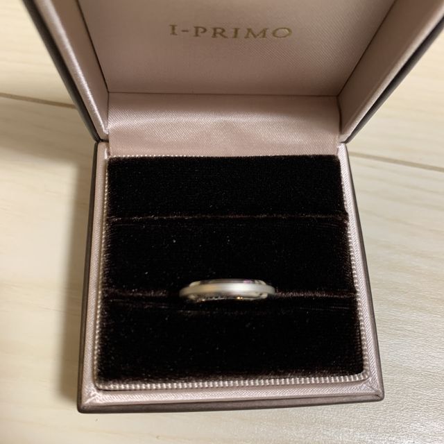 【アイプリモ(I-PRIMO)の口コミ】 シンプルすぎず、オシャレ指輪としてつけられる指輪がいいと思っていたの…