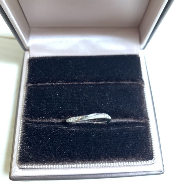 【アイプリモ(I-PRIMO)の口コミ】 シンプルすぎず、オシャレ指輪としてつけられる指輪がいいと思っていたの…